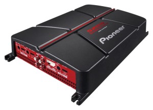 PIONEER GM-A4704  4-kanałowy wzmacniacz samochodowy (520W)